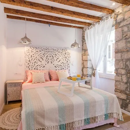 Deluxe Mimi Apartman *