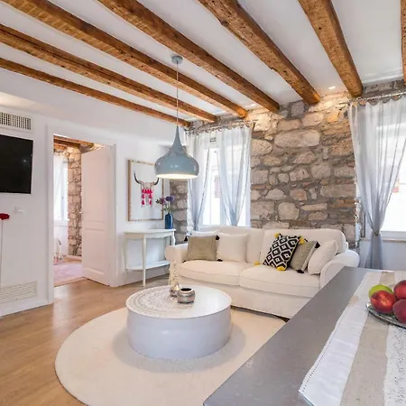 Deluxe Mimi Lägenhet *